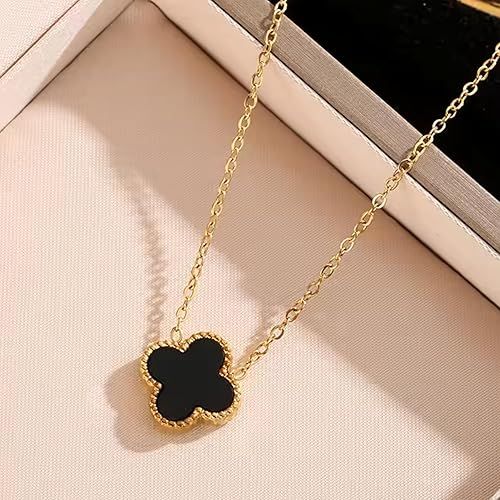 Single Clover Black Necklace