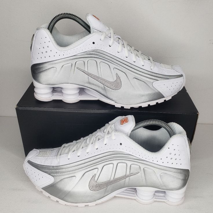 Nike Shox R4 Aesthetic