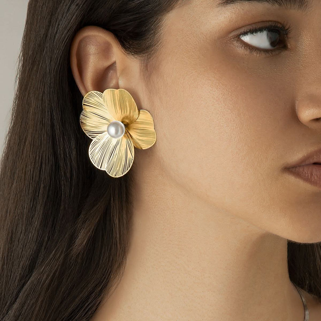 Vintage Pearl Flowers Earrings