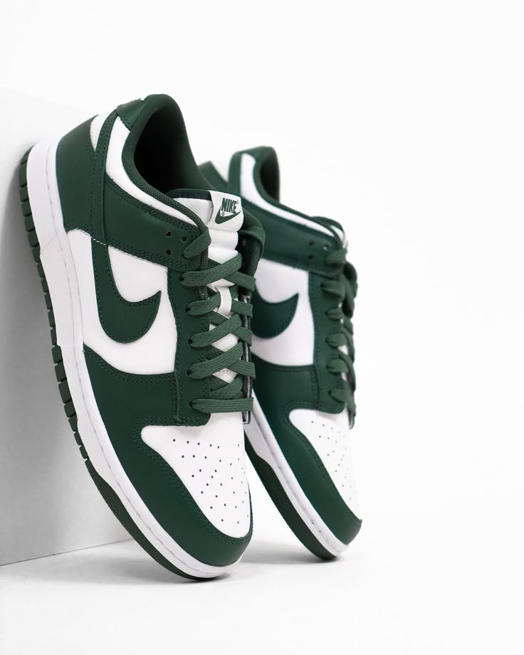 Dunk Low Retro Green