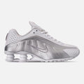 Nike Shox R4 Aesthetic