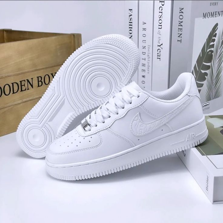 Air Force White Low Force